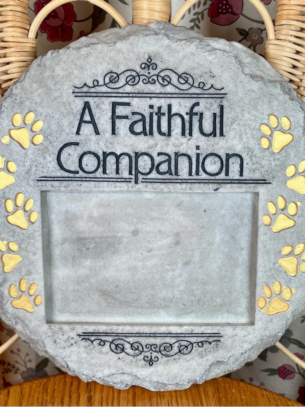 A Faithful Companion Memorial Plaque - Gray with Gold Paw Accents